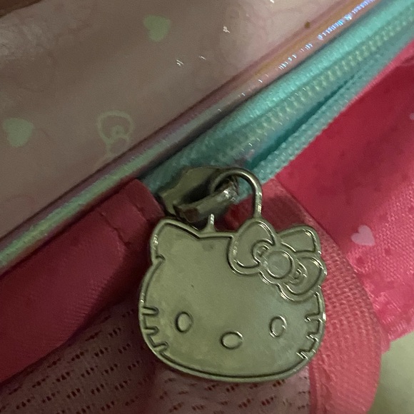 hello kitty backpack - Picture 3 of 7